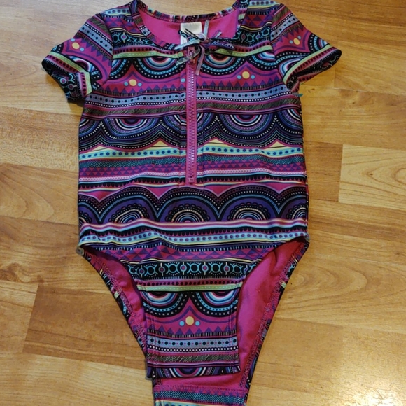 Cat and Jack bathing suit - Picture 2 of 4